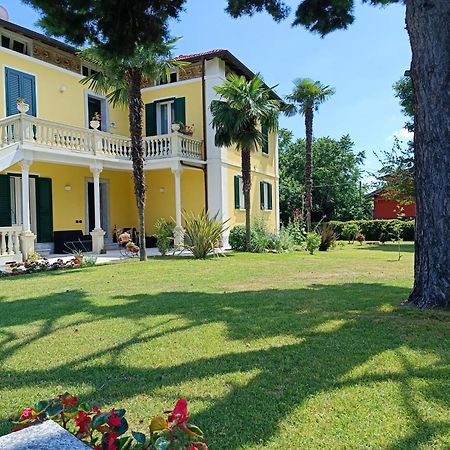 B&B Villa Preziosa Lago Maggiore Lesa Esterno foto